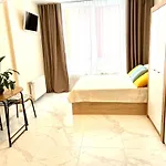 Osapart In A Complex Semycvit 4 Апартаменти